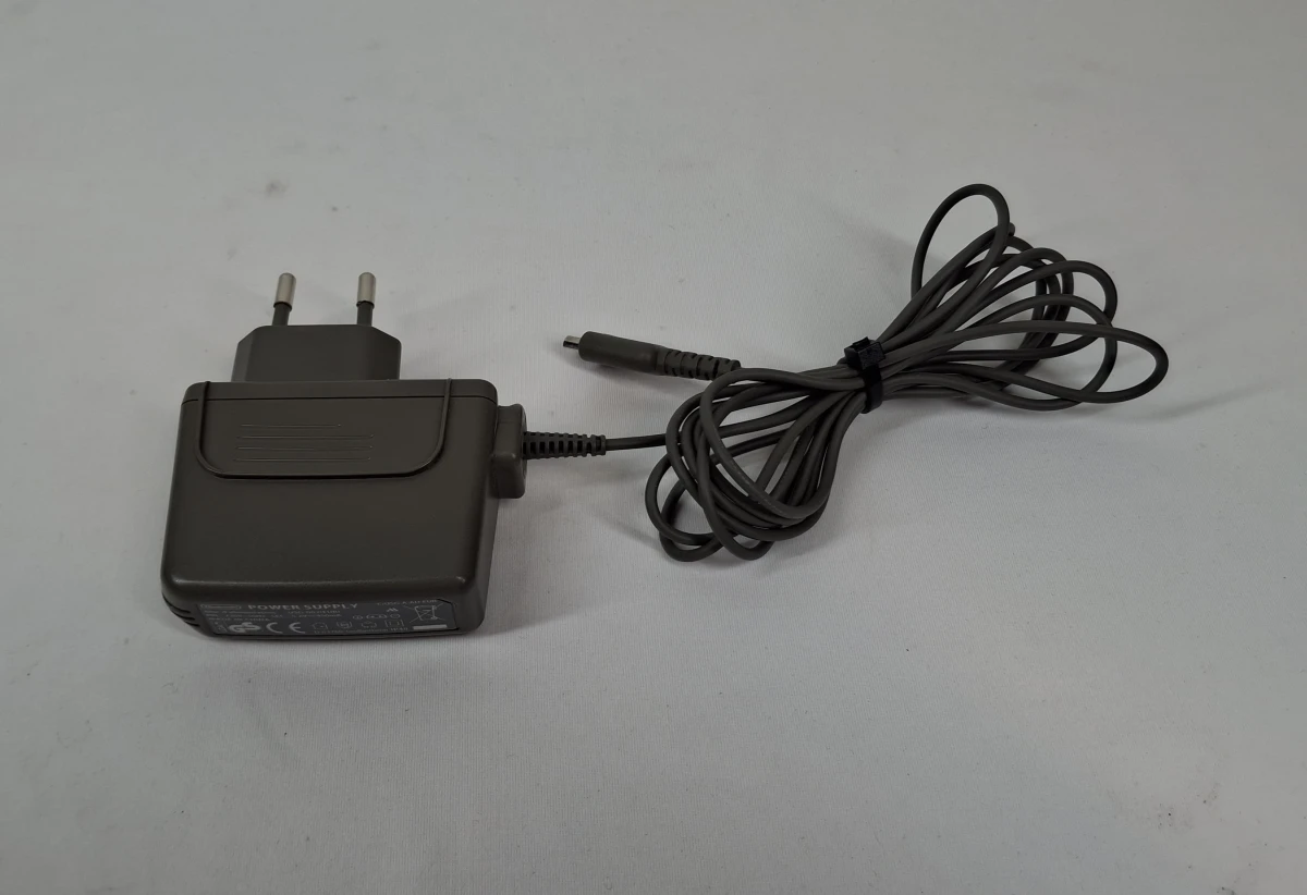 Nintendo DS Lite draagbare spelconsole met oplader - foto 5