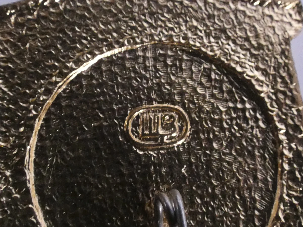 Verzameling vintage speldjes en medailles - foto 8
