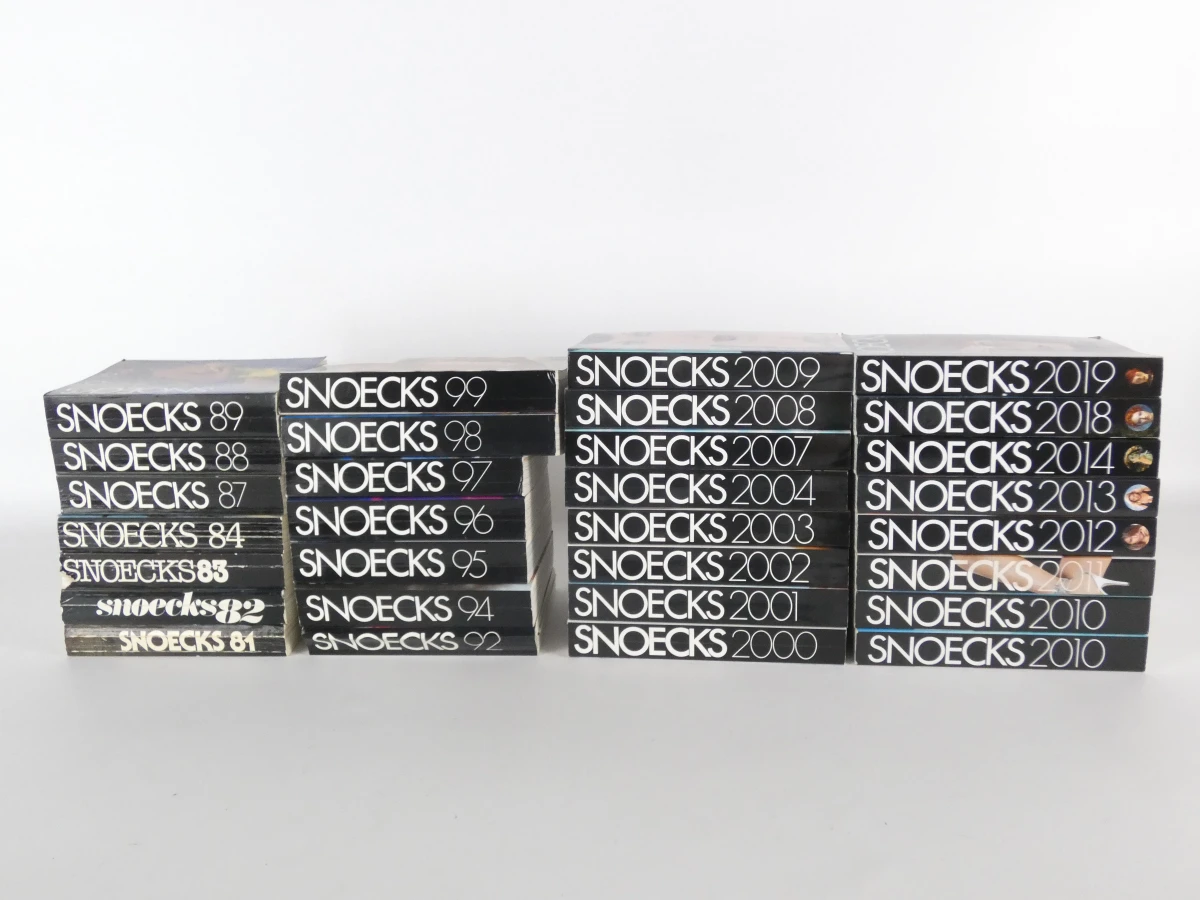 Set van 30 Snoecks tijdschriften uit 1981-2019