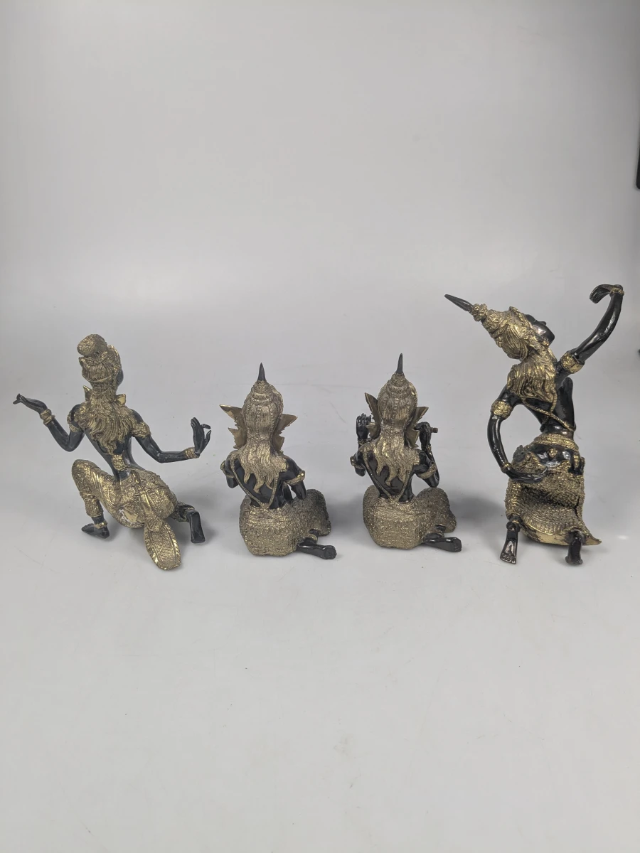 Set van 4 bronzen Thaise beelden van danseressen en muzikanten - foto 6