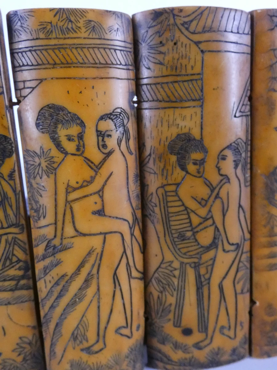 Vintage Erotische Kamasutra Panelen (Handbewerkt Been)