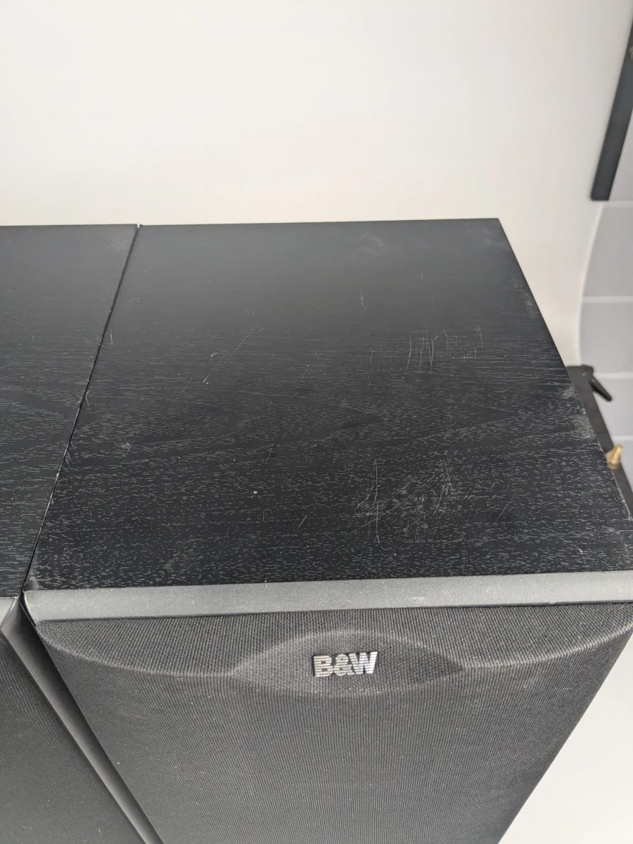 Set van 4 B&W DM602 S2 luidsprekers