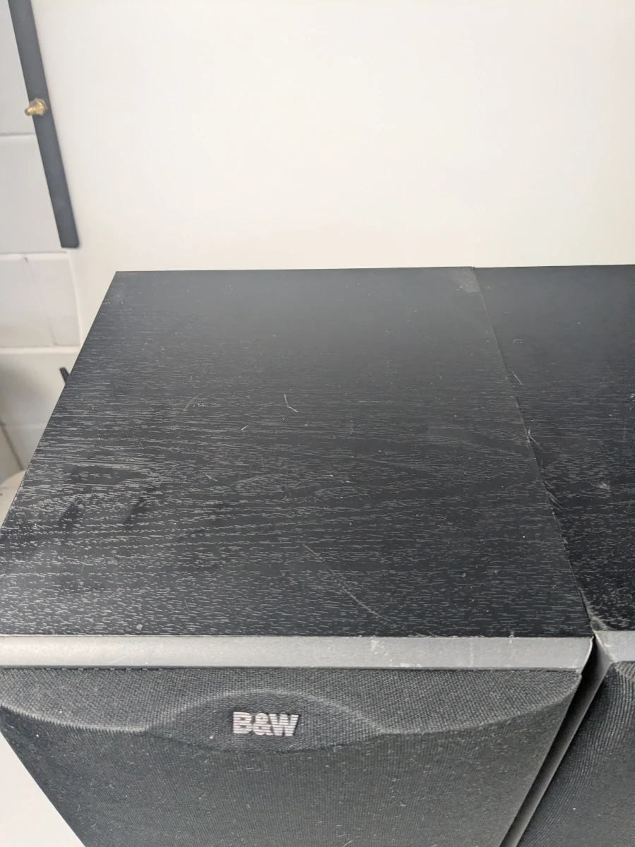 Set van 4 B&W DM602 S2 luidsprekers