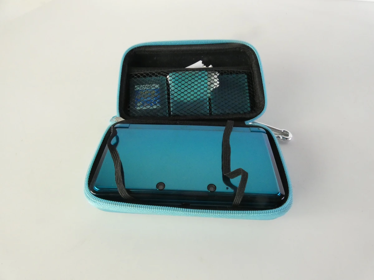 Nintendo 3DS handheld console met accessoires en etui - foto 2