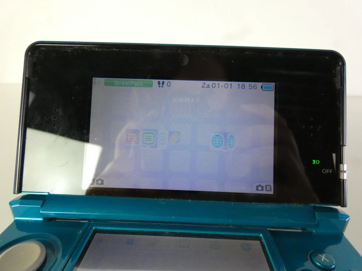 Nintendo 3DS handheld console met accessoires en etui - foto 7
