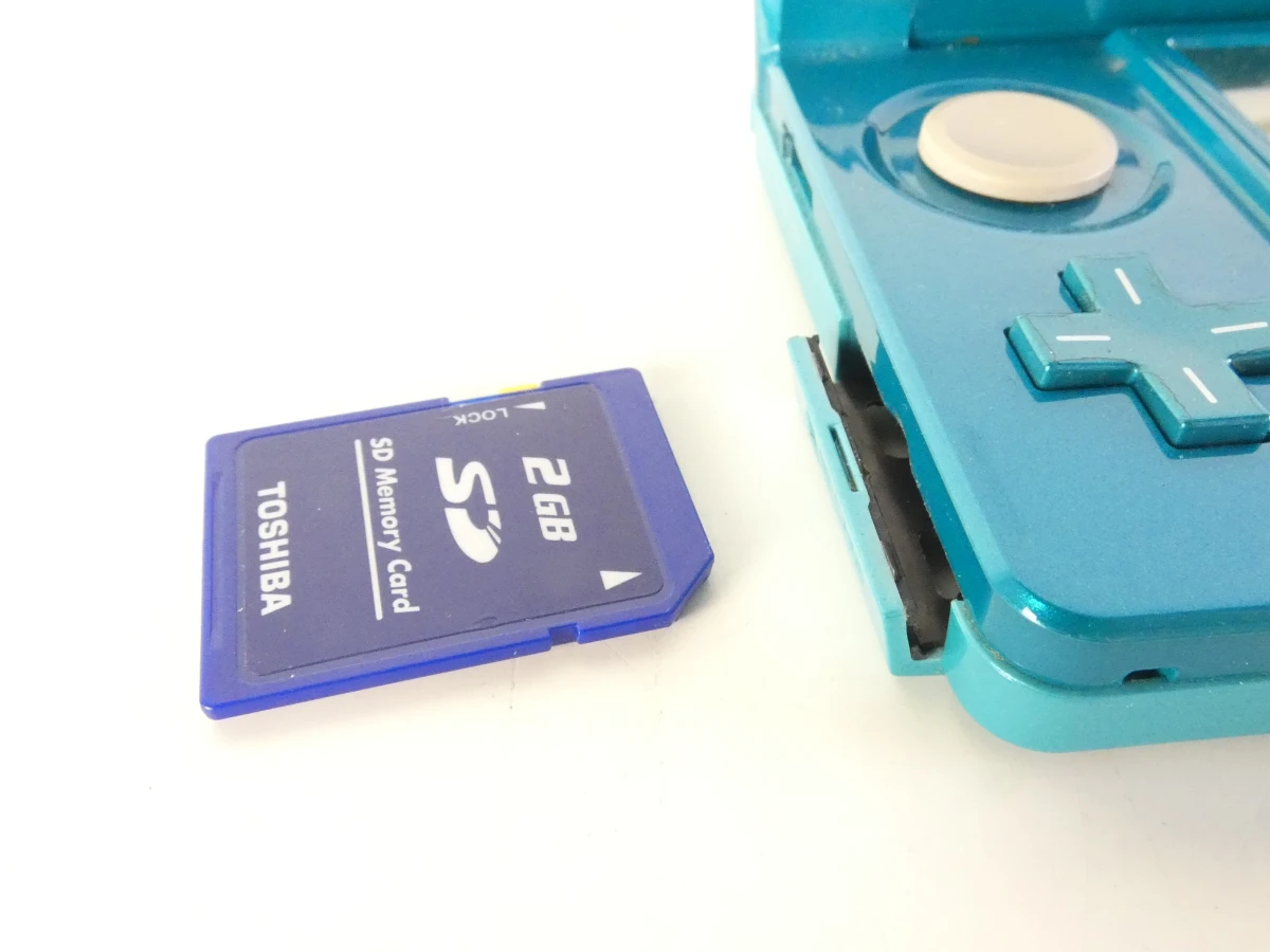 Nintendo 3DS handheld console met accessoires en etui - foto 9