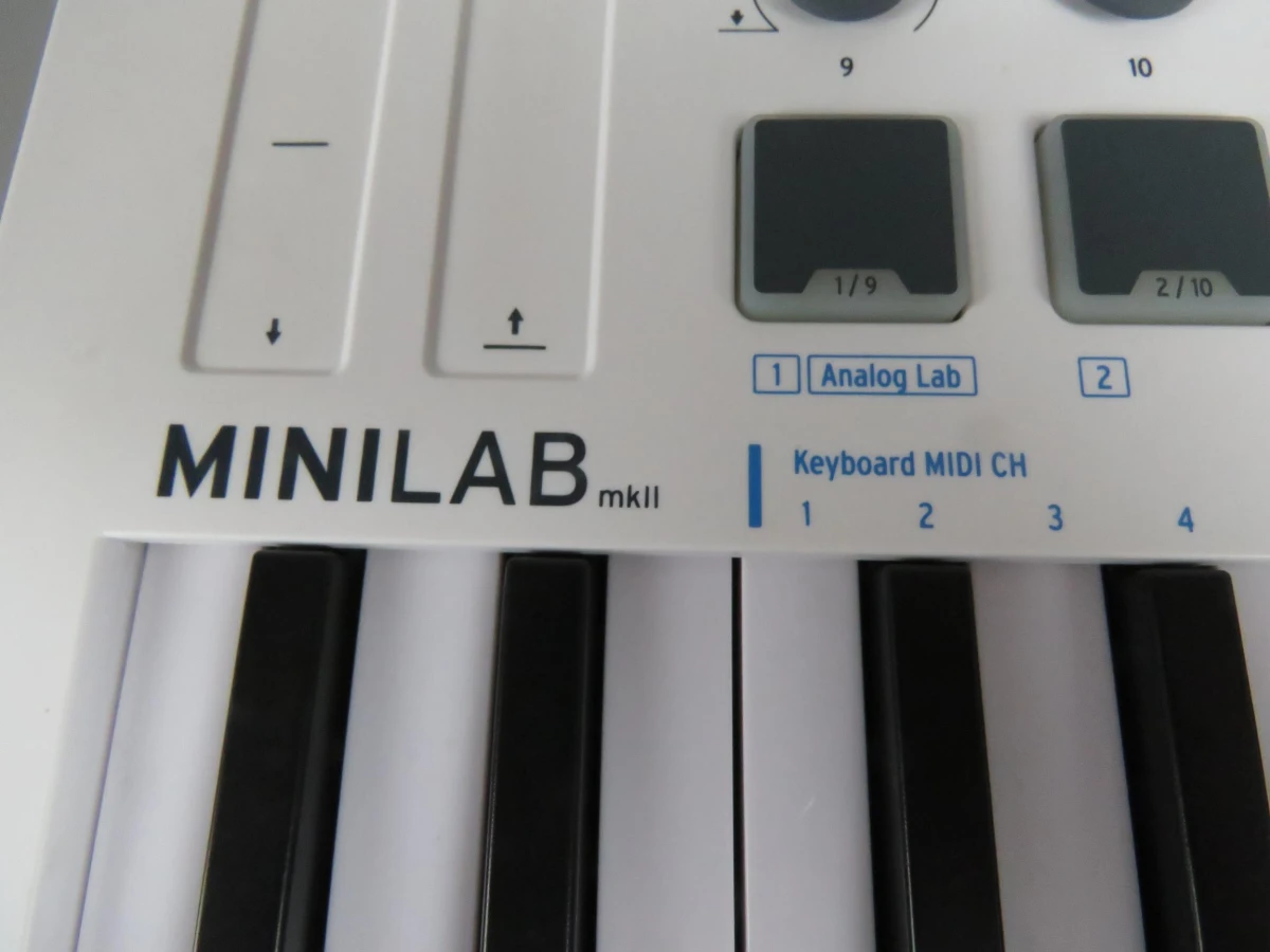 Arturia minilab mkII USB midi controller - foto 2