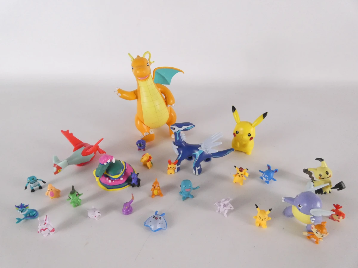 Pokémon set met kaarten, figuren en knuffels
