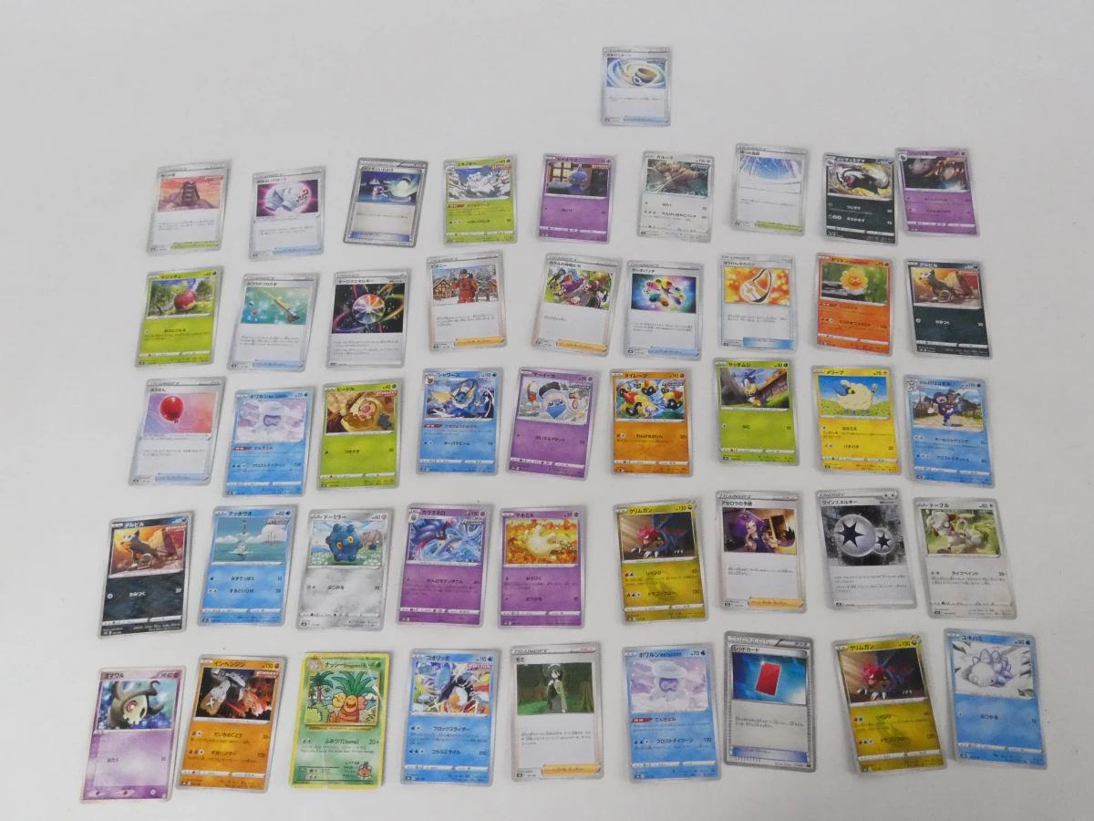 Pokémon set met kaarten, figuren en knuffels