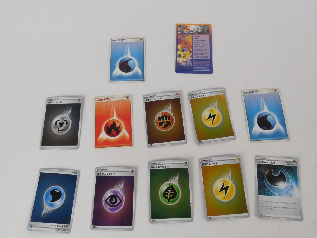 Pokémon set met kaarten, figuren en knuffels