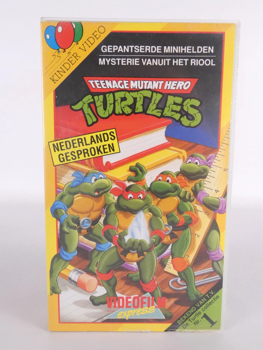 Teenage Mutant Hero Turtles speelgoedfiguren met VHS