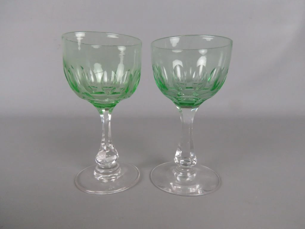 Set van 2 vintage uraniumglas wijnglazen - foto 2