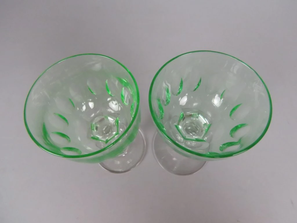 Set van 2 vintage uraniumglas wijnglazen - foto 3