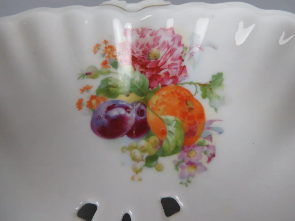 Vintage porseleinen fruitschaal met bloemenmotief - foto 5