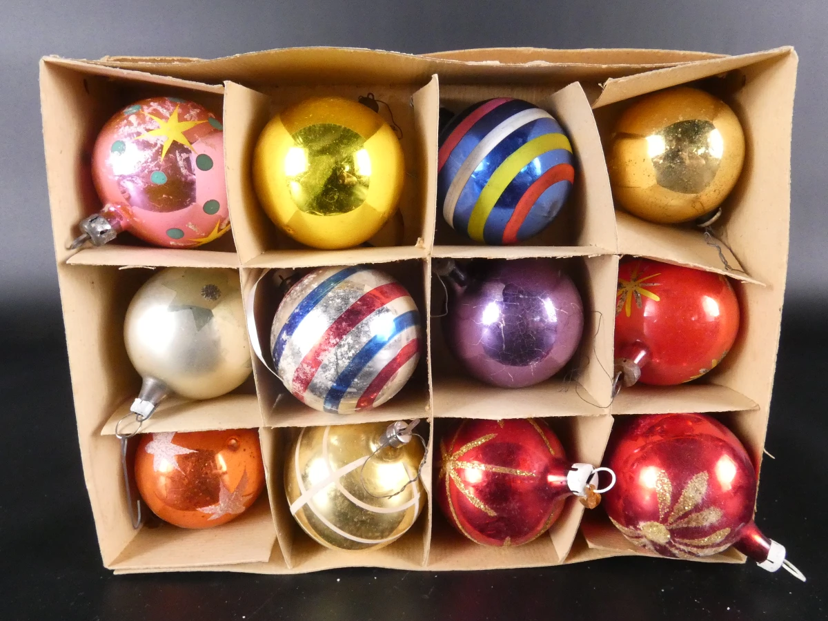 Vintage kerstversiering in dozen - foto 8