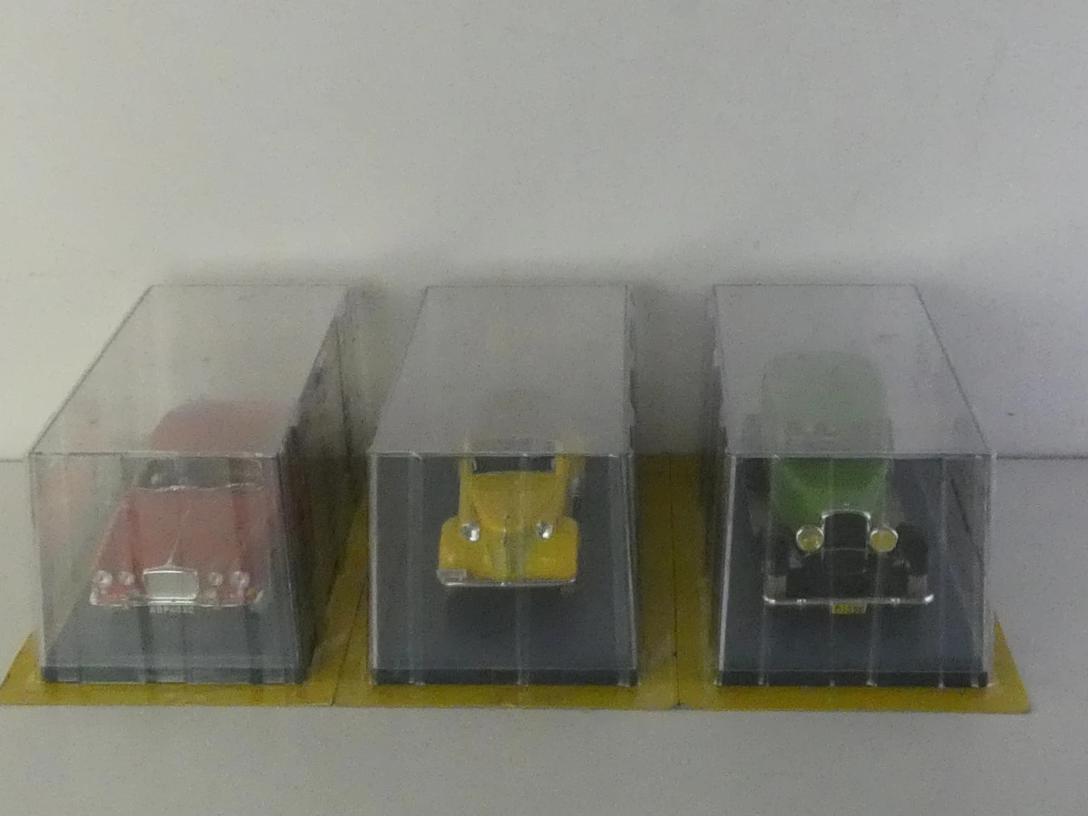 Set van 3 Tintin modelauto's in schaal 1/24 in originele verpakking(OVP)