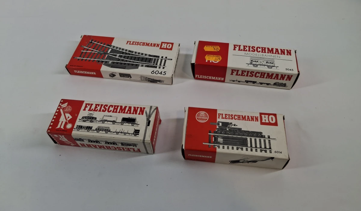 Fleischmann HO modeltrein set met rails en accessoires - foto 10
