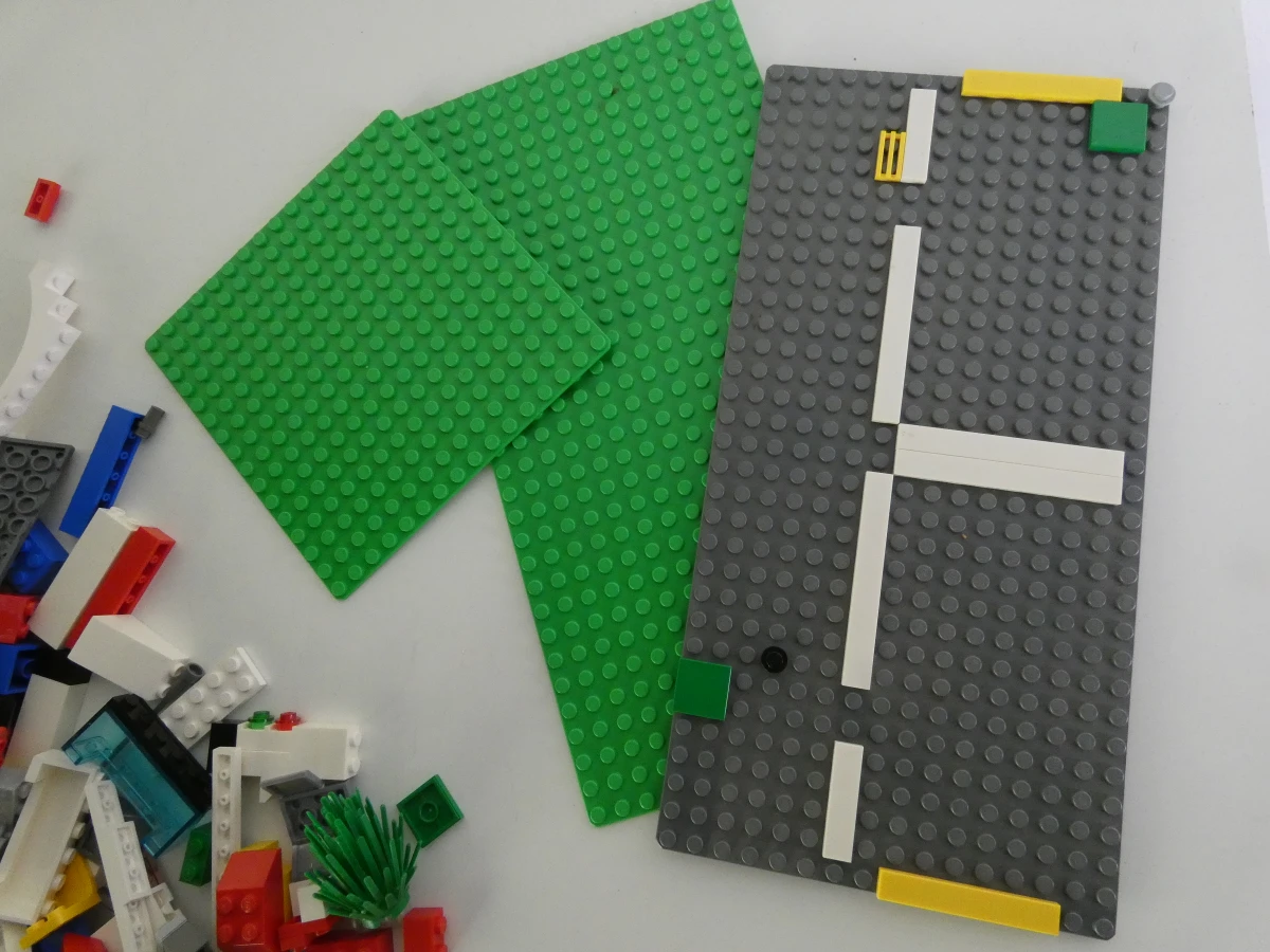 Grote verzameling gebruikte LEGO bouwstenen en figuren(ca. 5 kg.)