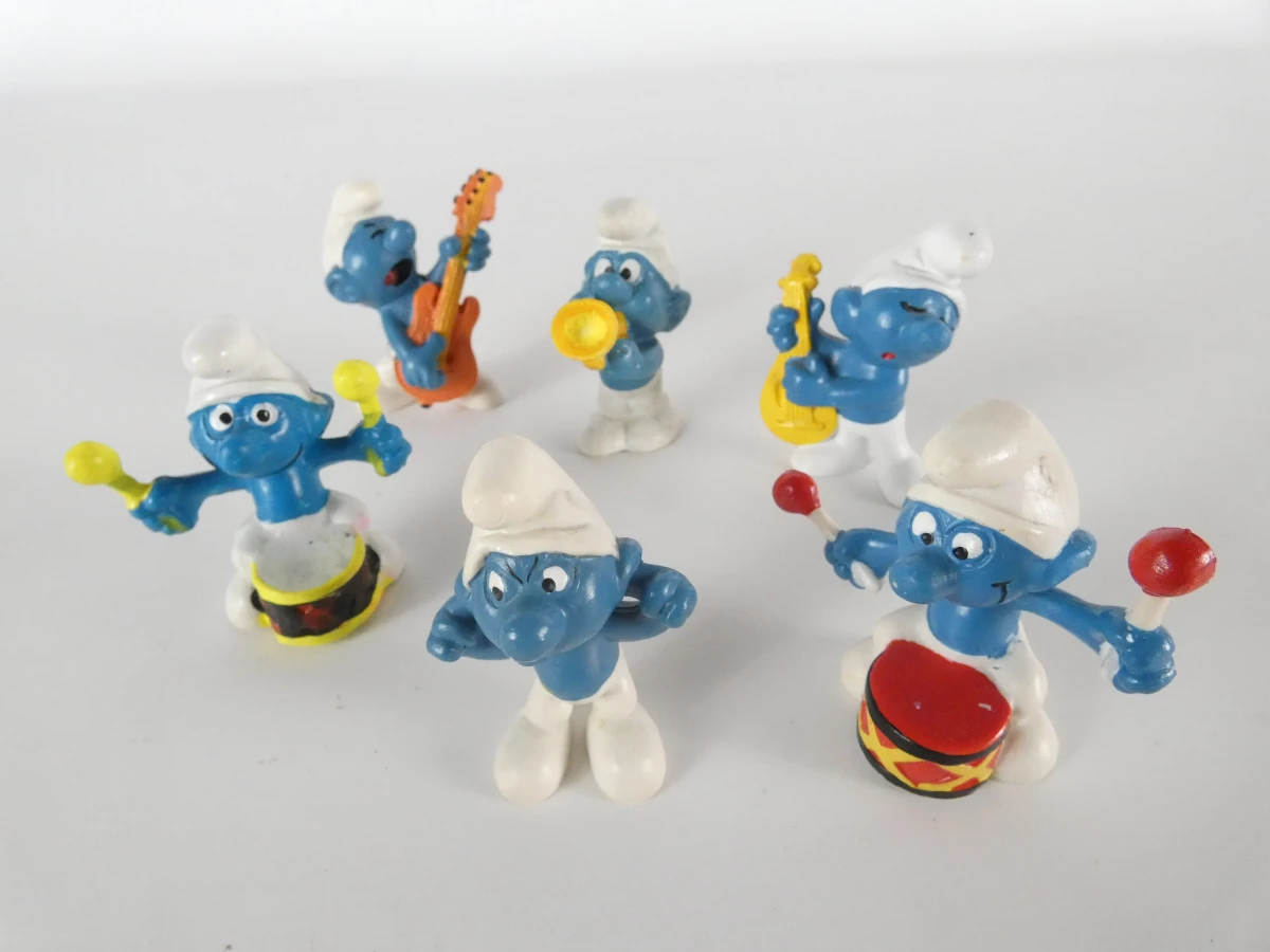28 vintage Smurfen beeldjes