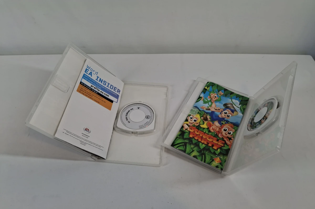 Sony PSP draagbare spelconsole met 4 spellen en oplader - foto 5