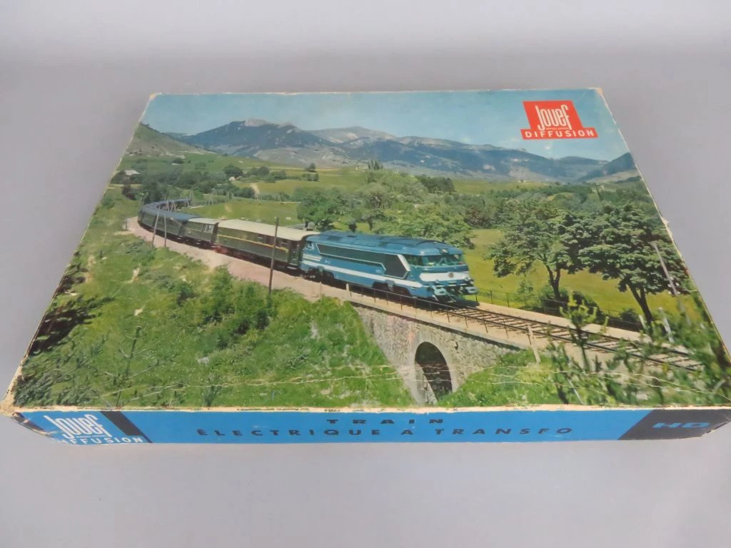 Vintage modeltrein set met rails en transformator Jouef
