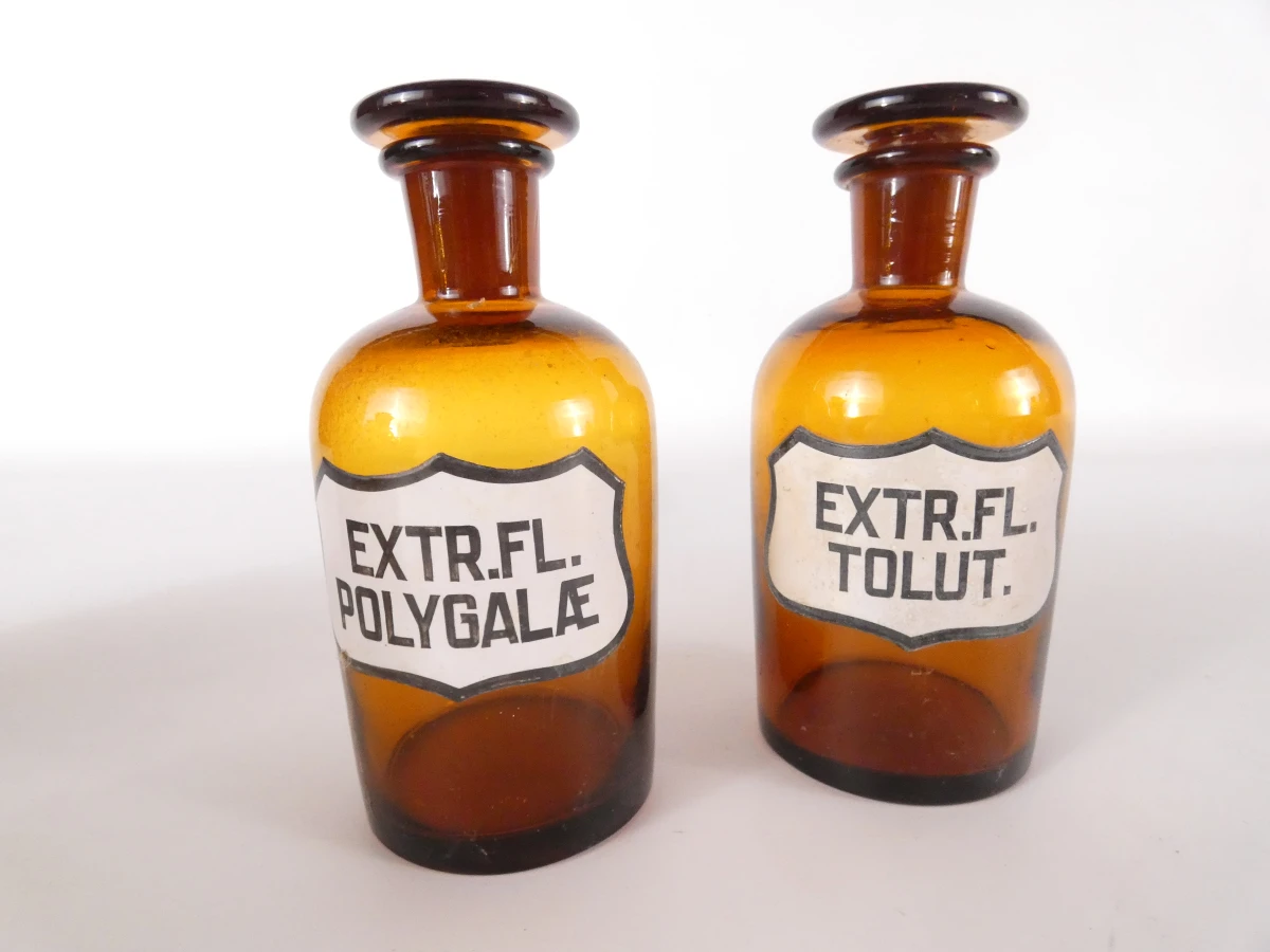 Set van 9 vintage bruine apothekersflessen met etiketten - foto 4