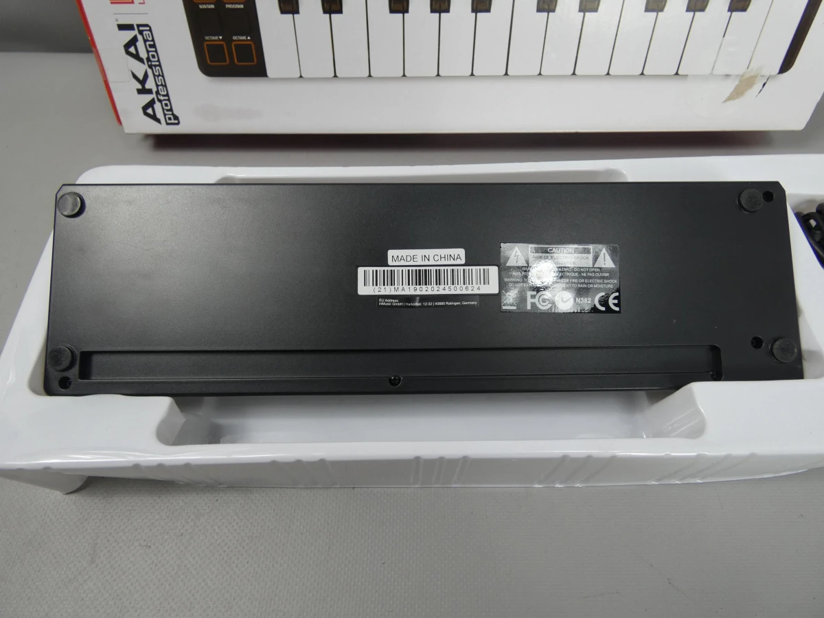 Akai Professional LPK25 USB MIDI-keyboard (ongetest) - foto 4