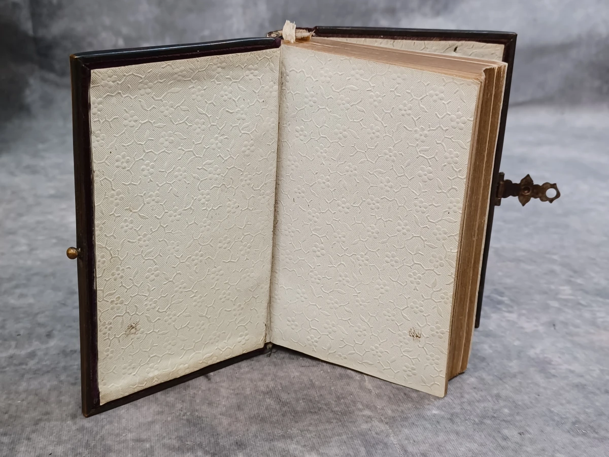 Antieke en religieuze collectie: Devotionalia en sacraat - foto 36