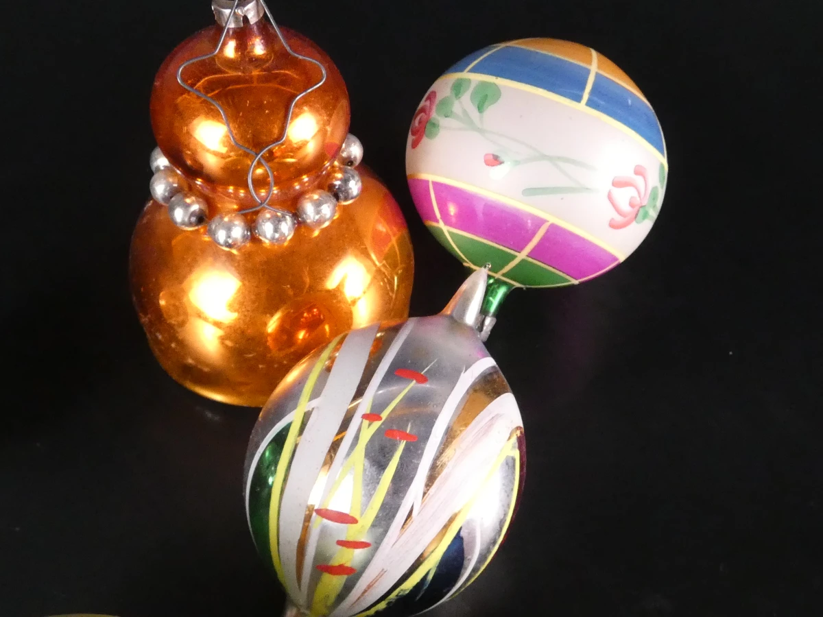 37 vintage kerstballen en pieken in originele dozen - foto 24