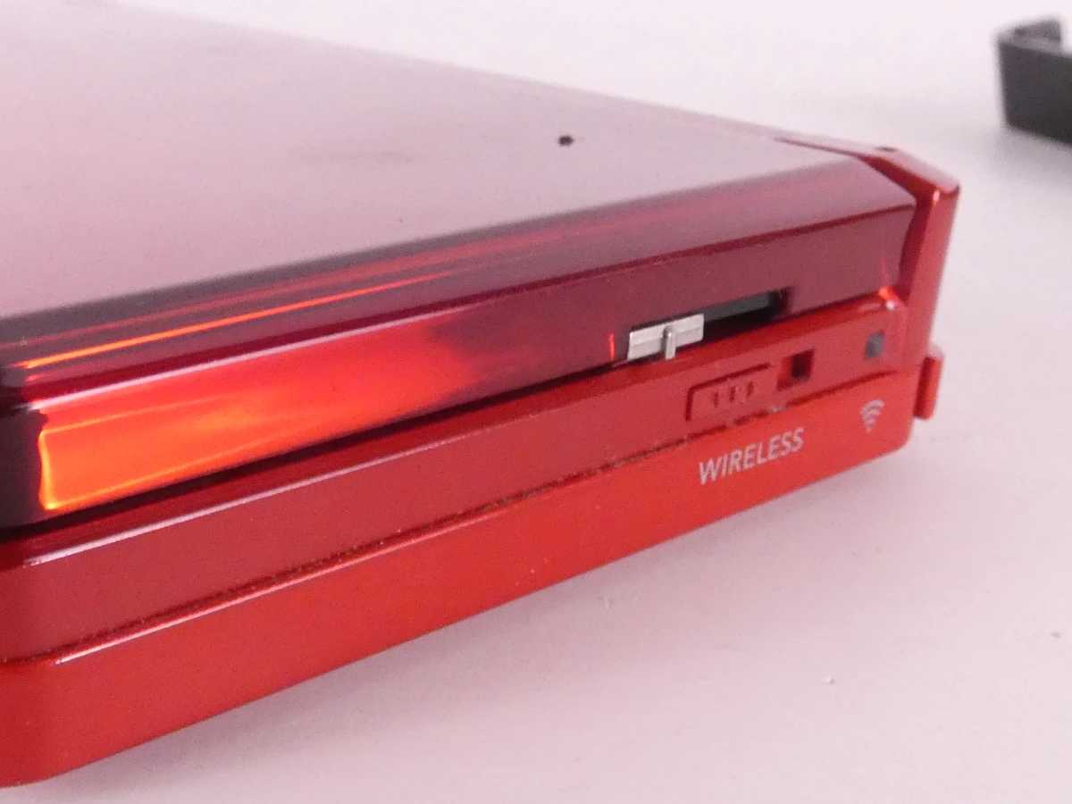 Rode Nintendo 3DS handheld met accessoires en spel - foto 7