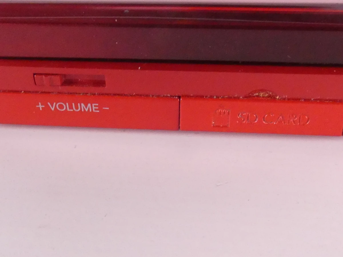 Rode Nintendo 3DS handheld met accessoires en spel - foto 8