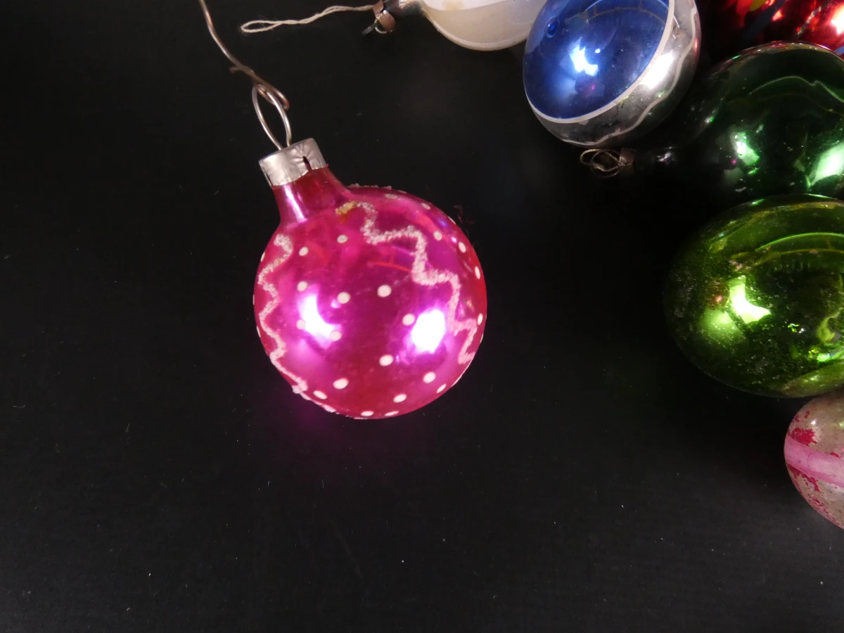 81 vintage kerstballen, pieken en kerstversiering glas - foto 15