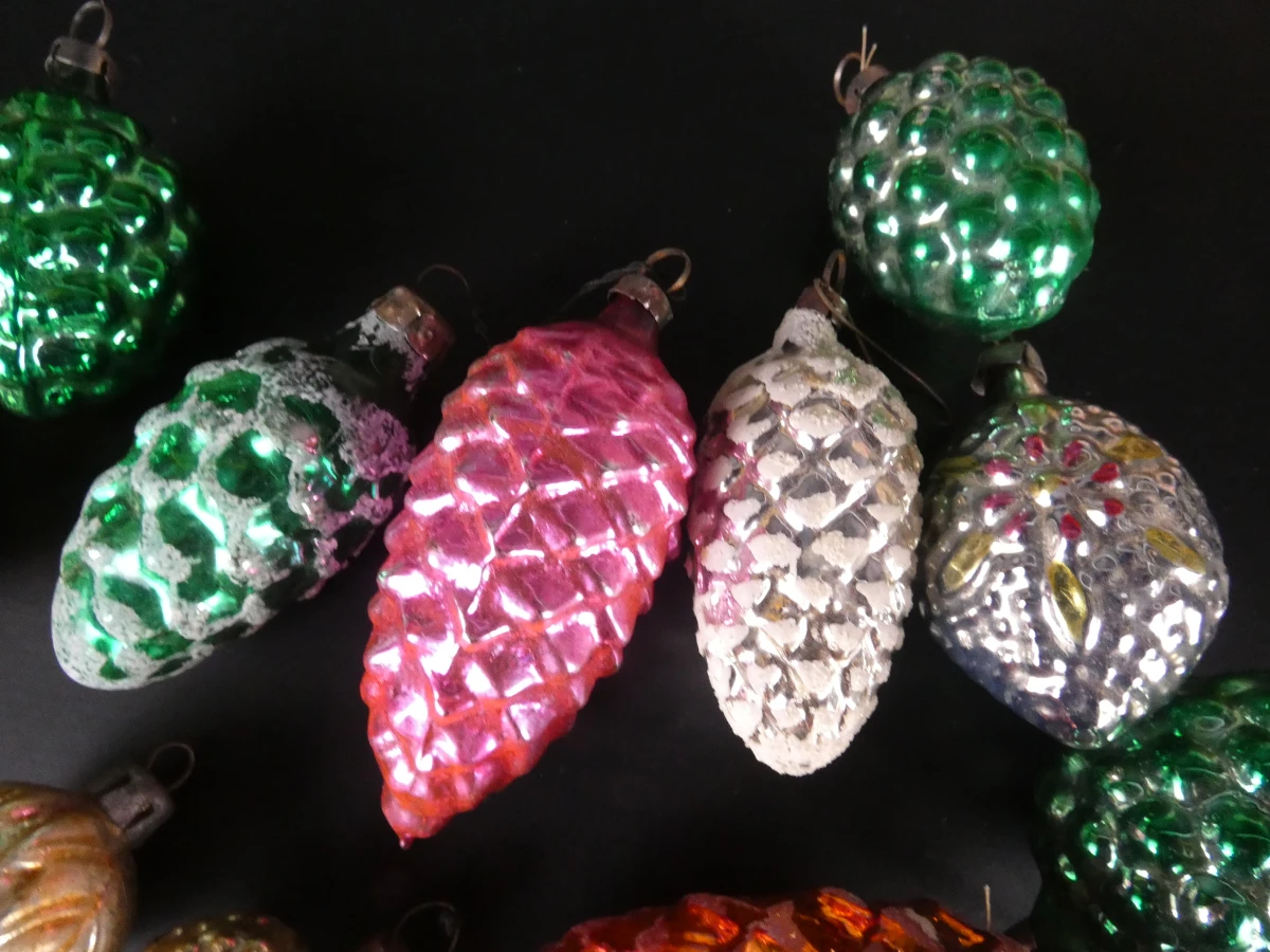81 vintage kerstballen, pieken en kerstversiering glas - foto 19