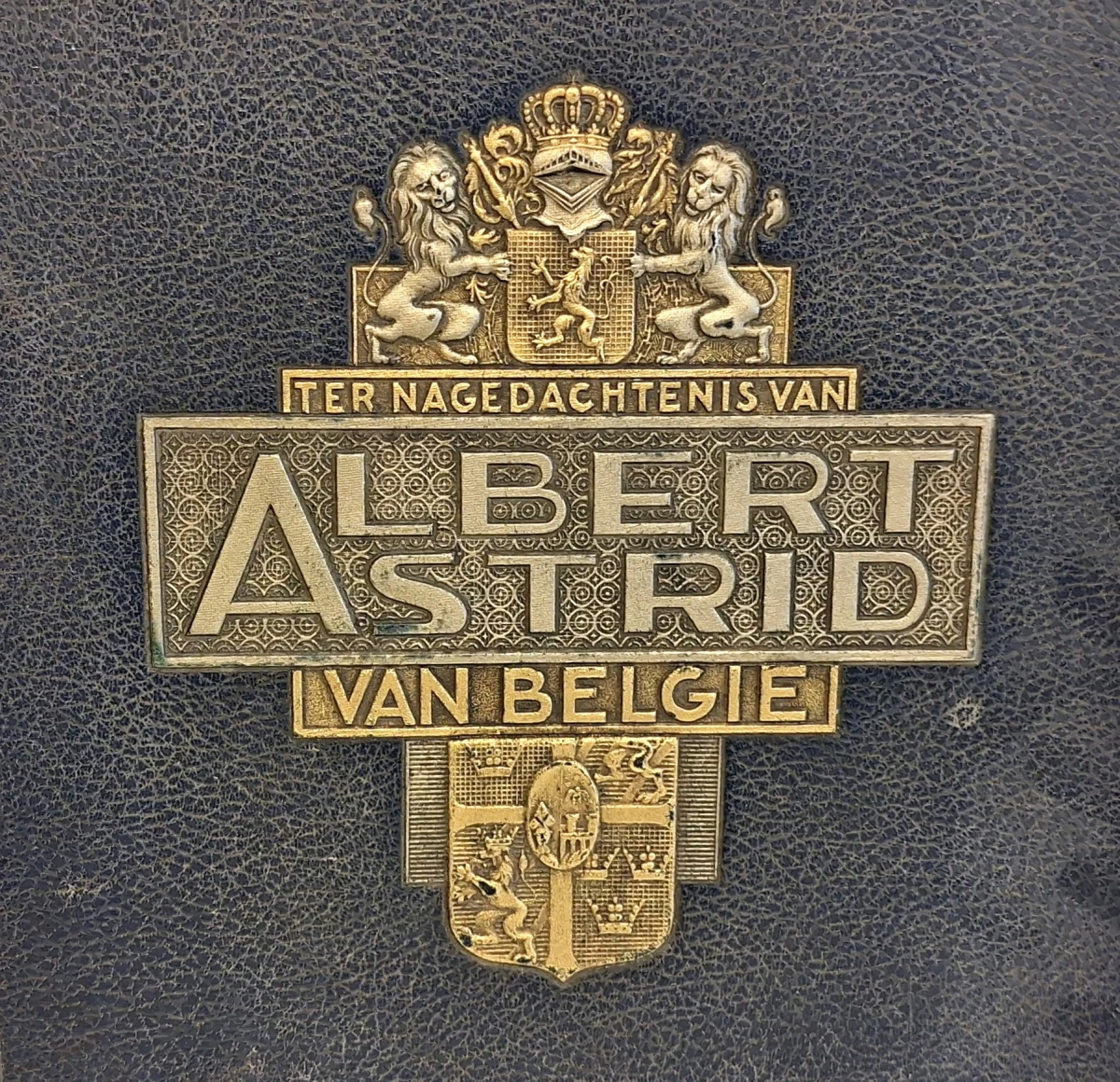 Boek ter nagedachtenis van Albert en Astrid van België - foto 3