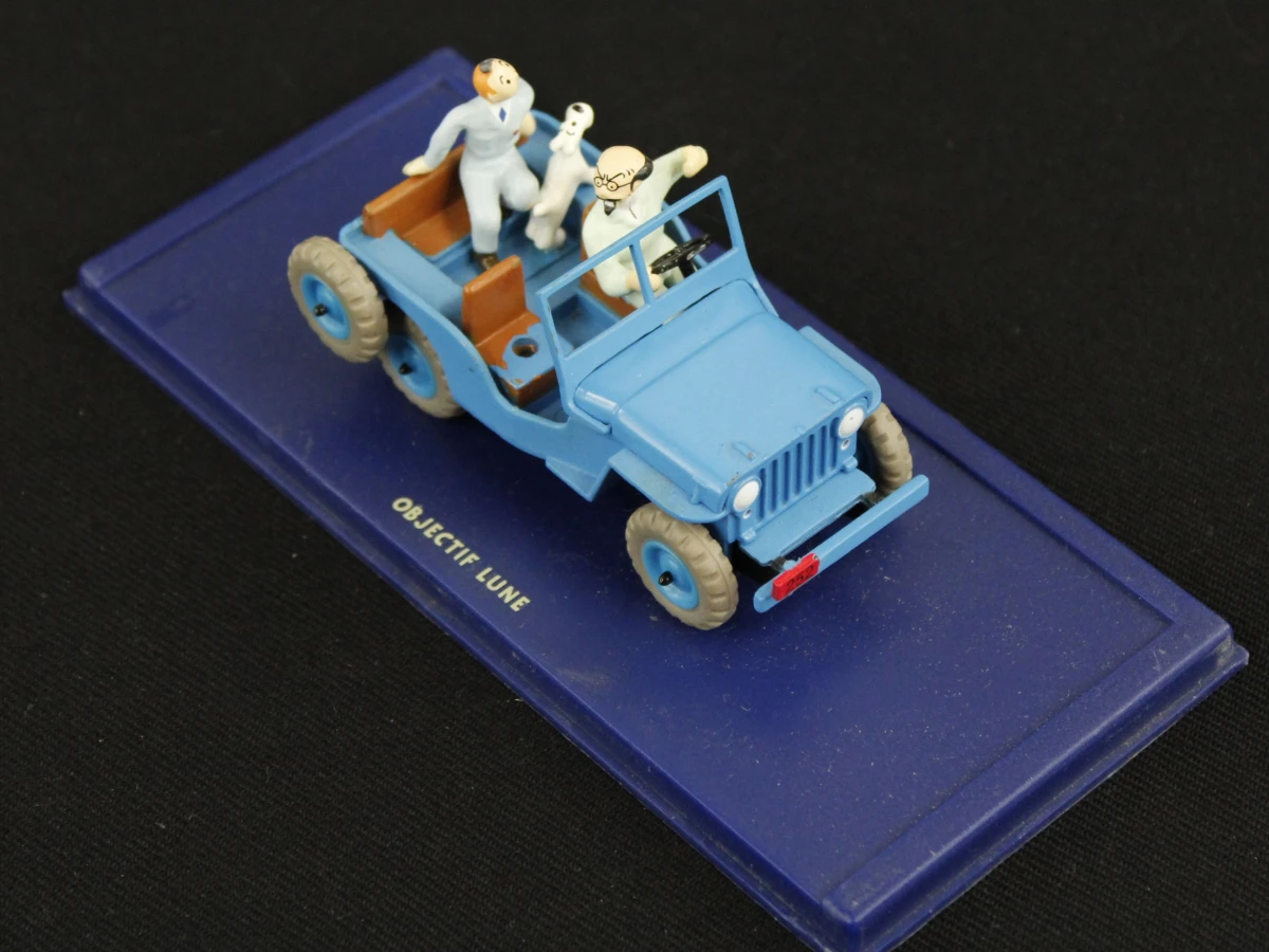 Schaalmodellen 1:43 blauwe Willys Jeep uit Kuifje 'Raket naar de Maan'