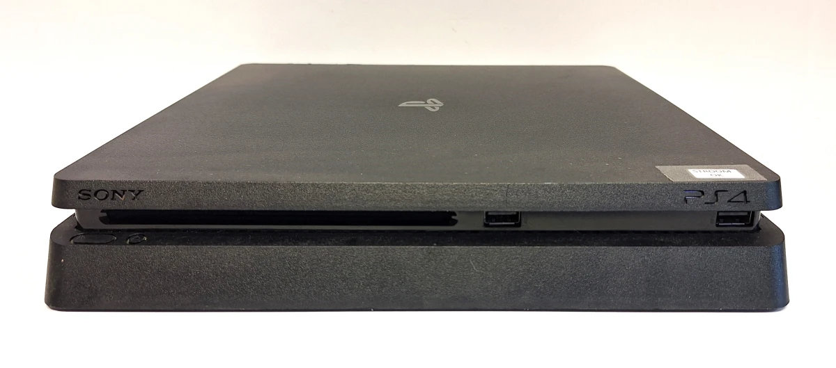 PlayStation 4 Slim met accessoires - foto 4