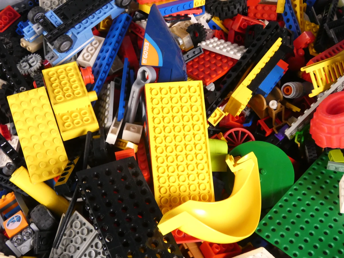 Groot lot LEGO bouwstenen en onderdelen – diverse kleuren, voertuigen en accessoires - foto 4