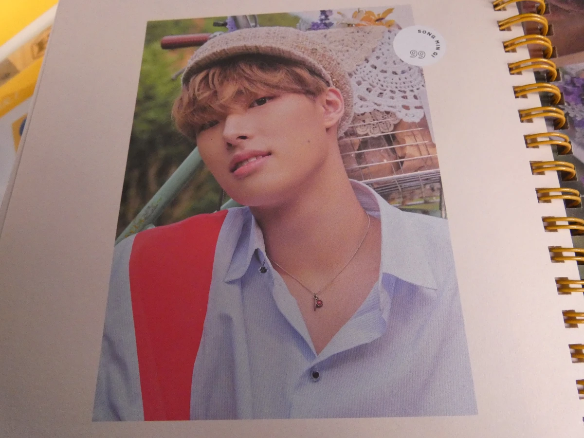 ATEEZ Company Workshop Season's Greetings 2021 set - foto 16