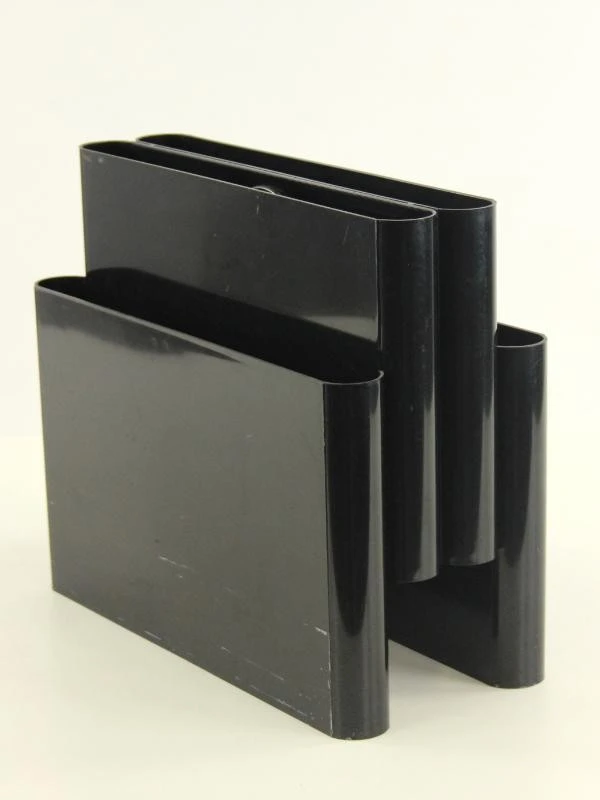 Kartell design magazinehouder 4676 - ontw. Giotto Stoppino - foto 2