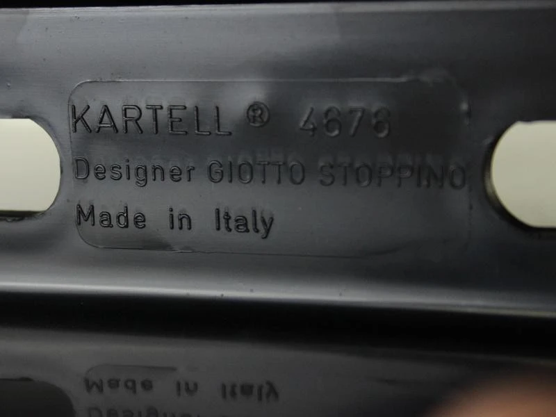 Kartell design magazinehouder 4676 - ontw. Giotto Stoppino - foto 4