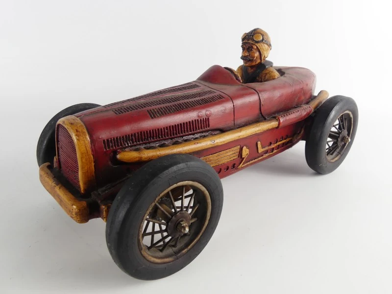 Bijzondere Bugatti-raceauto met chauffeur - foto 2