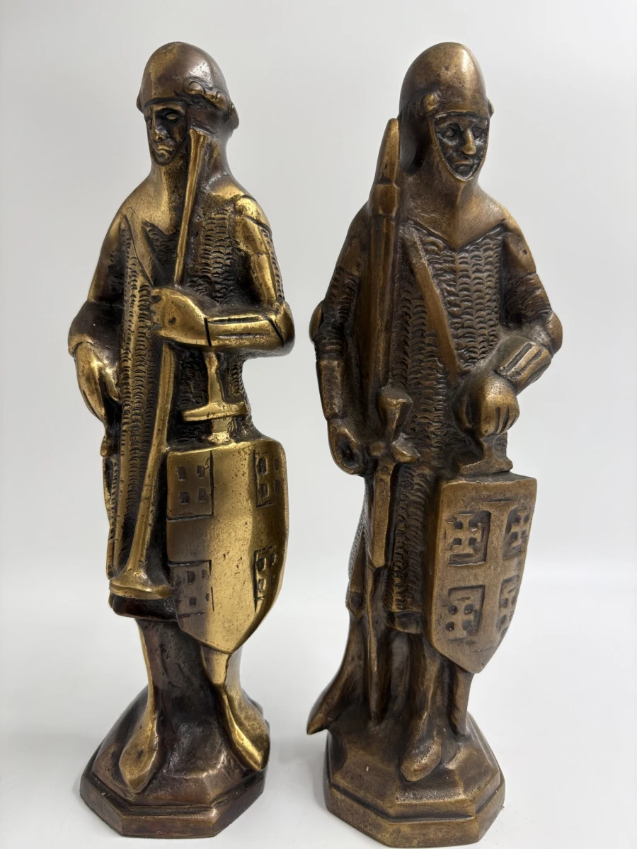 Set van 2 bronzen torenwachters