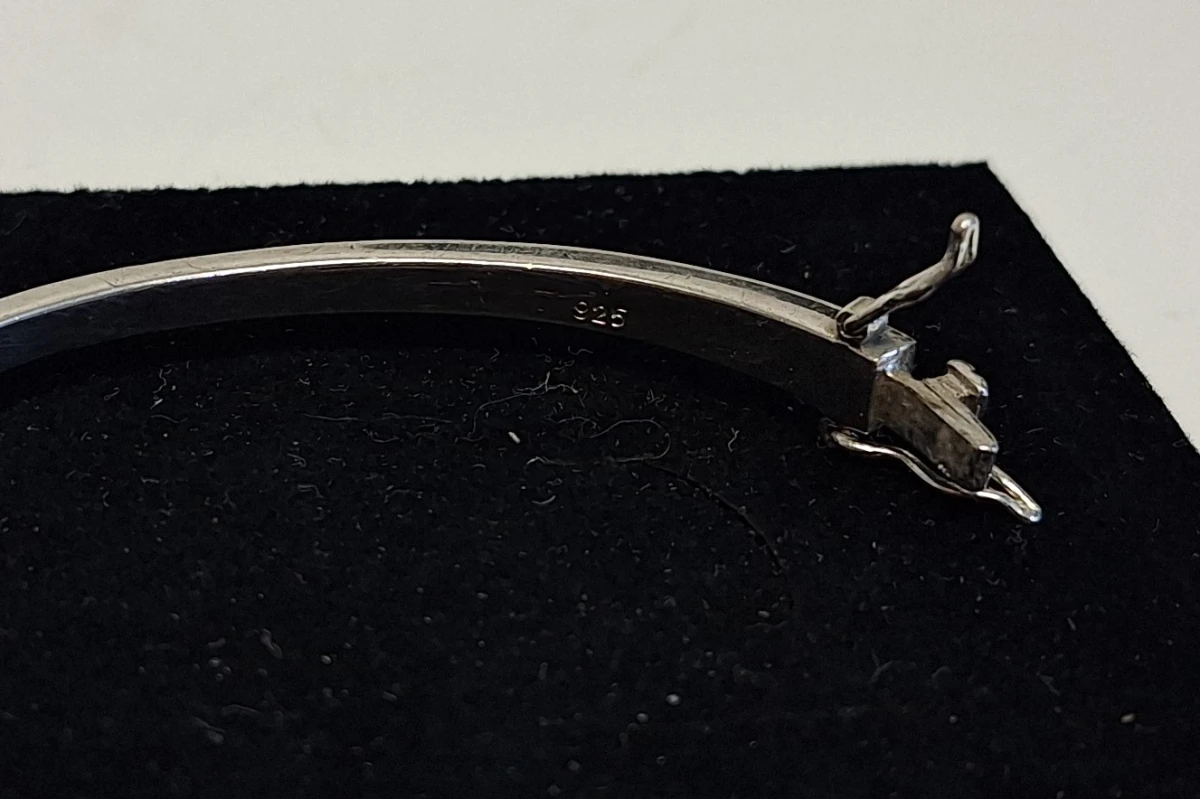 Zilveren armband met kleine steentjes - foto 3