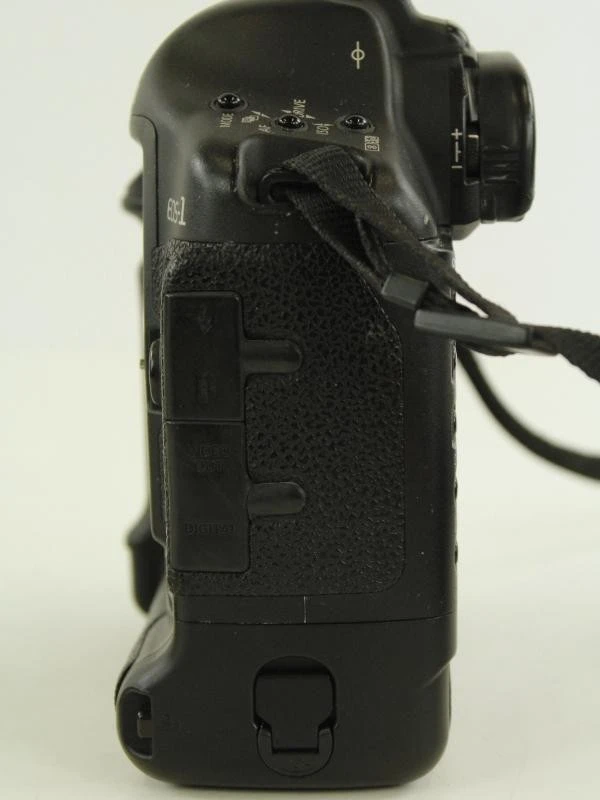 Canon EOS-1D Mark II digitale spiegelreflexcamera met accessoires - foto 12