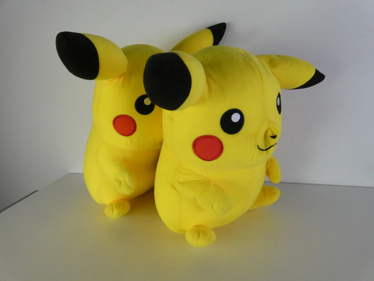 Set van 2 Pikachu knuffels - foto 5