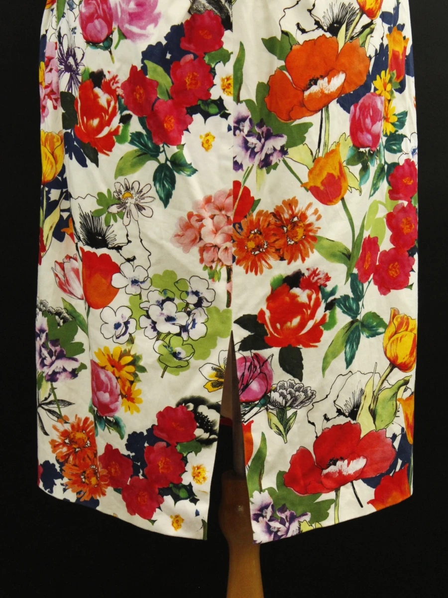 Moschino katoenen bloemenjurk met open rug maat 42 - foto 9