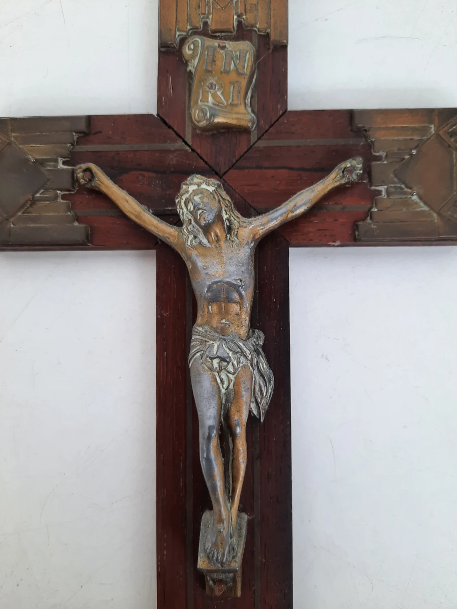 Antiek Art Deco Kruisbeeld – Palissander / Hardhout met Bronzen Corpus – Ca. 1930