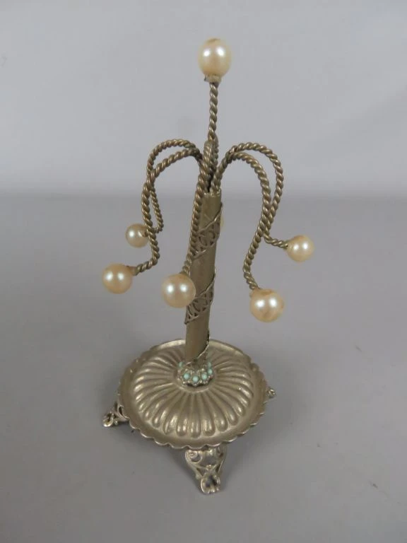 Vintage sieradenhouder met parelornamenten