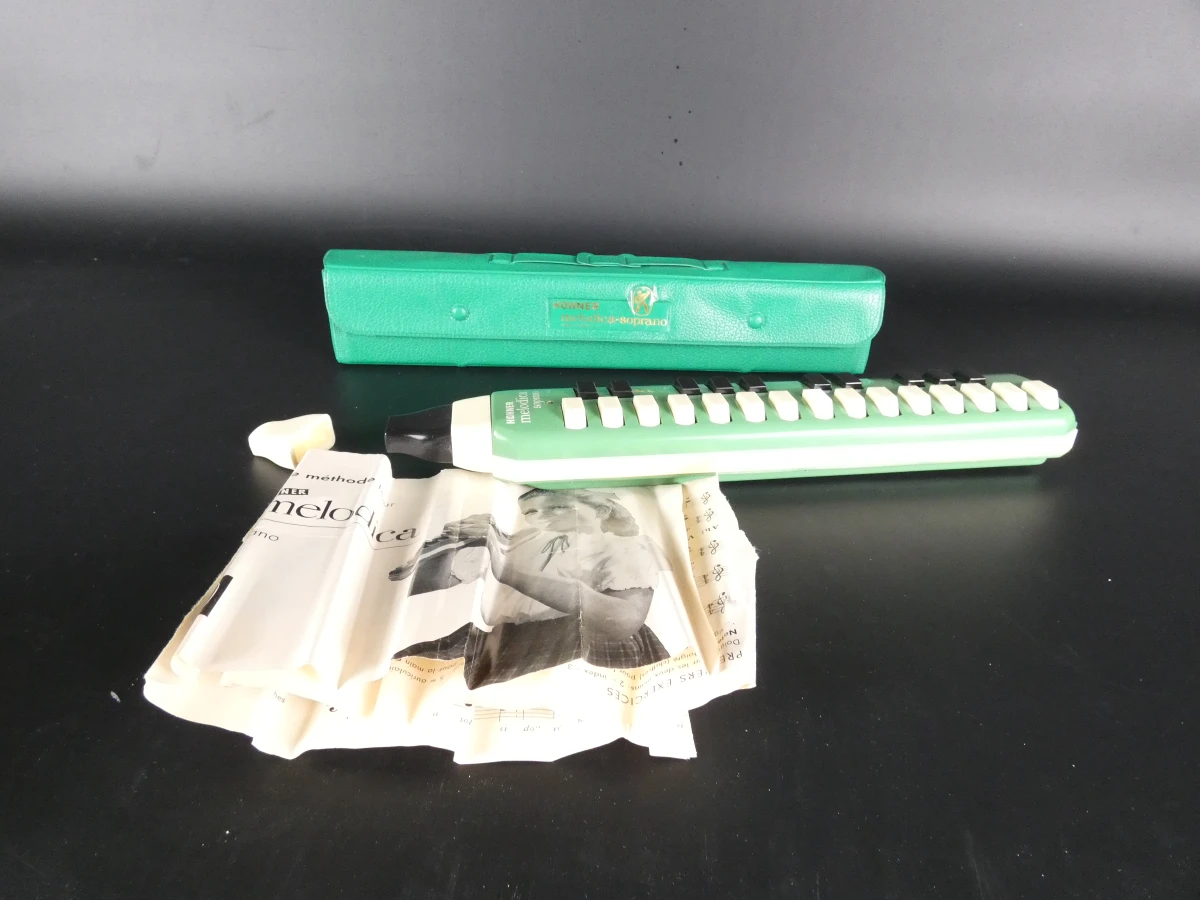 Hohner Melodica Soprano met hoes en handleiding - foto 2