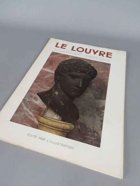Boekenreeks en boek over de geschiedenis van het Louvre - foto 12